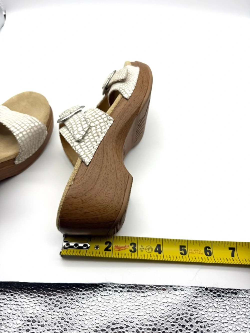 Dansko Sophie Buckle Sandal Clog White Croc EU 39 US 8.5-9